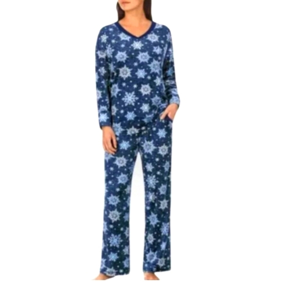 Nautica Pajama Sleepwear Set Loungewear Snowflake Print - Picture 1 of 11